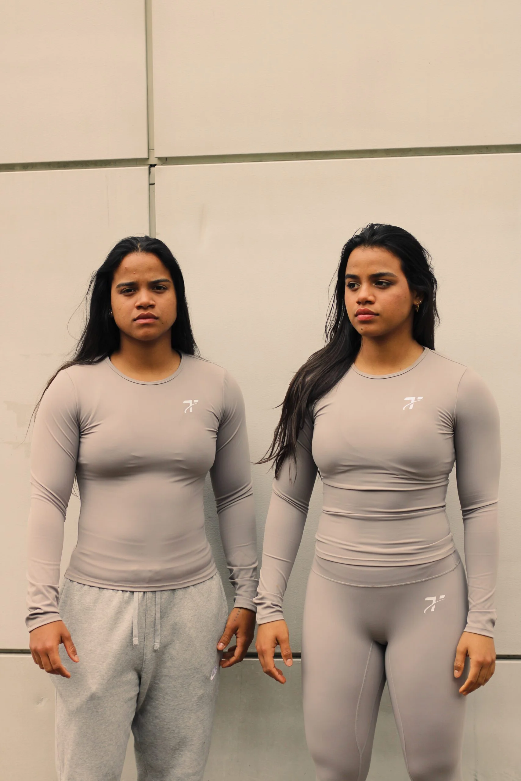 Magpie Long Sleeve Top - Stormy Grey - Image 4